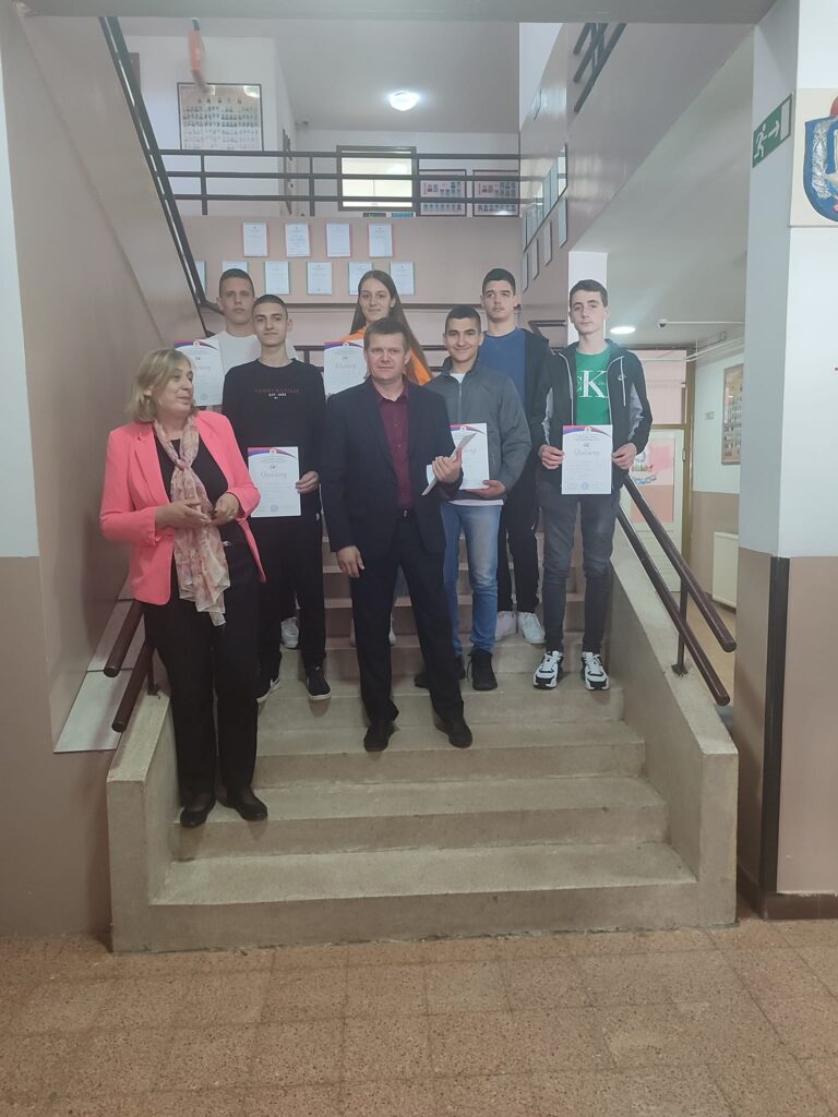 435491361_950840886551154_2190155351433201373_n-768x1024 OŠ "Sveti Sava" bila je domaćin takmičenja iz matematike