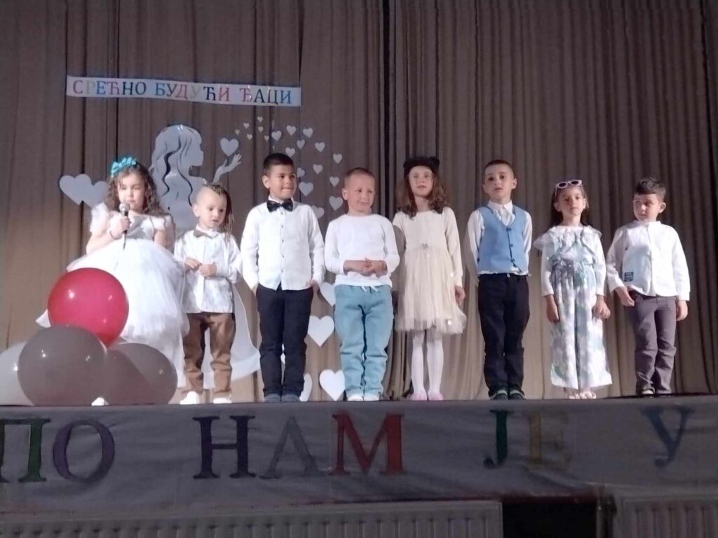 442466857_483790190807905_708512530708048249_n-1024x768 Дјечији вртић синоћ испратио још једну генерацију малих матураната