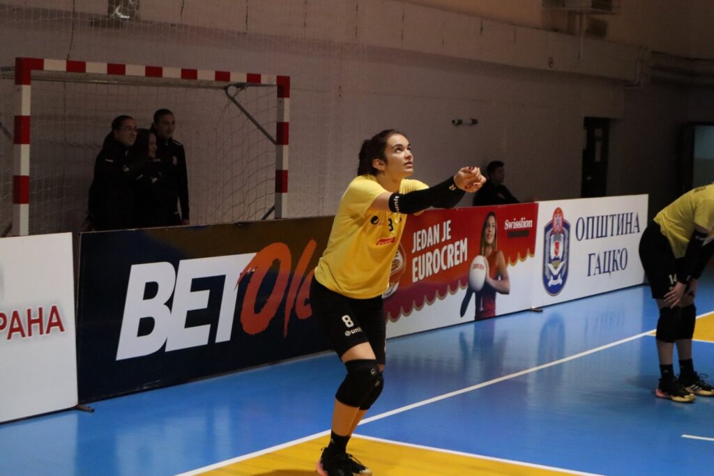 IMG-957c82ad4dd4fdce0c0e84911ab16c69-V-1024x683 Ubjedljiva pobjeda odbojkašica na domaćem terenu