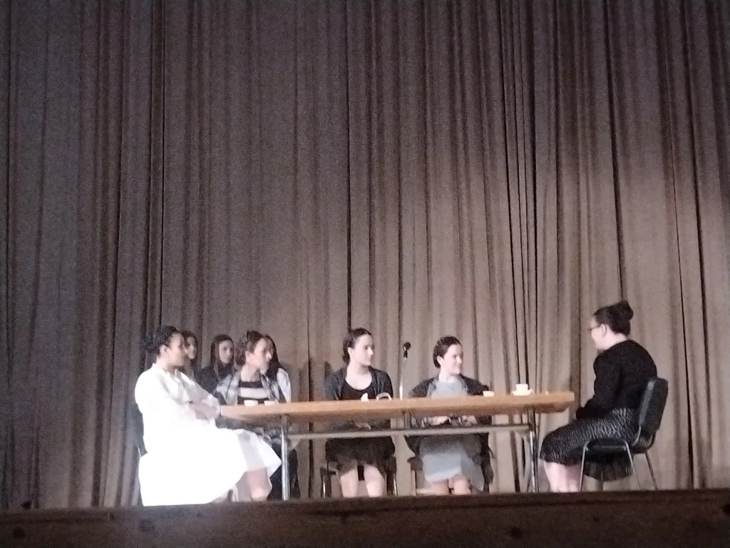 IMG_20250221_2042382-1024x768-jpg Чланови драмске секције припремили богат програм поводом Међународног дана матерњег језика