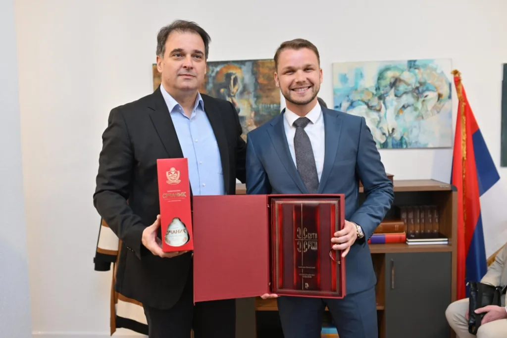 VUKOTA-I-DRASKO-1024x683-jpg Gradonačelnik Banjaluke Draško Stanivuković posjetio Gacko