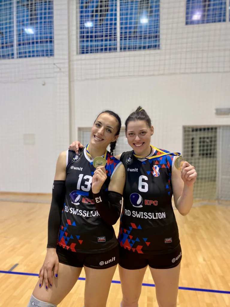 Ana-Gajic-i-Jelena-Stanimirovic-768x1024-jpg Optimizam odbojkašica ŽOK „Gacko RD Swisslion“ pred finale sa Borcem