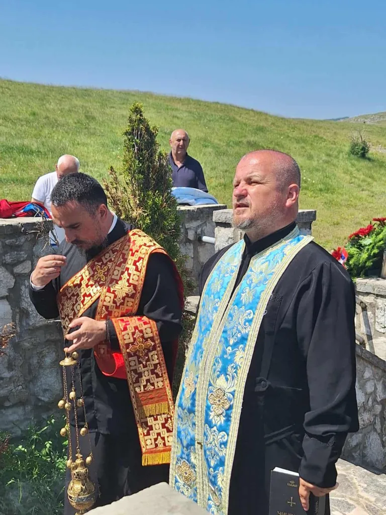 8-2-768x1024-jpg Služen parastos u Pavliću za 19 uglednih Gačana