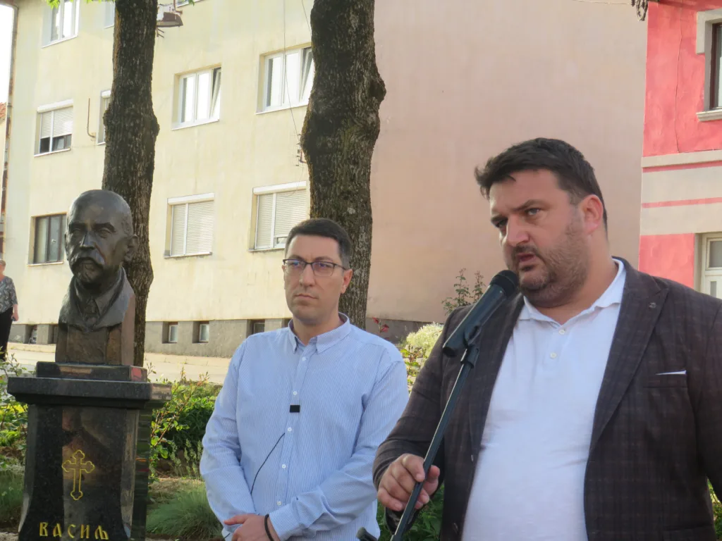 aleksije-1024x768-jpg Svečano otkrivena i osveštana spomen bista Gačaninu Vasilju Grđiću