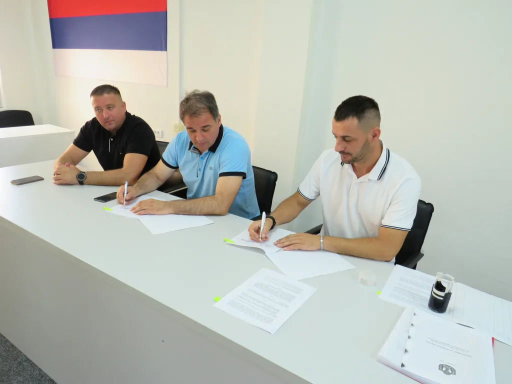 Andrijasevic-1024x768-jpg Potpisani ugovori sa udruženjima civilnog društva