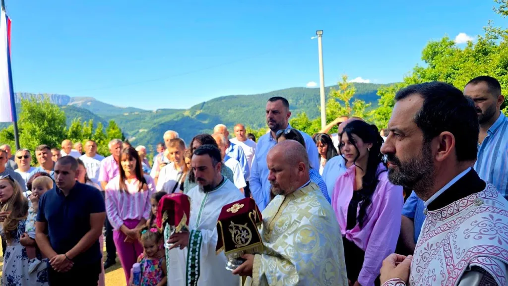 Izgori-2-1024x577-jpg Ilindan svečano obilježen u Nadinićima i Izgorima