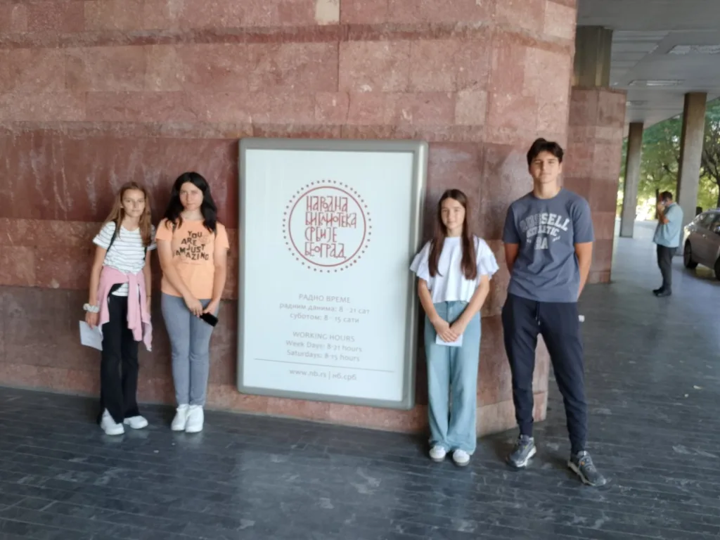 IMG-b6ab6d4d3b61bea6f29796b77bc761a5-V-1024x768-jpg Najuspješniji osnovci iz Gacka u posjeti Srbiji