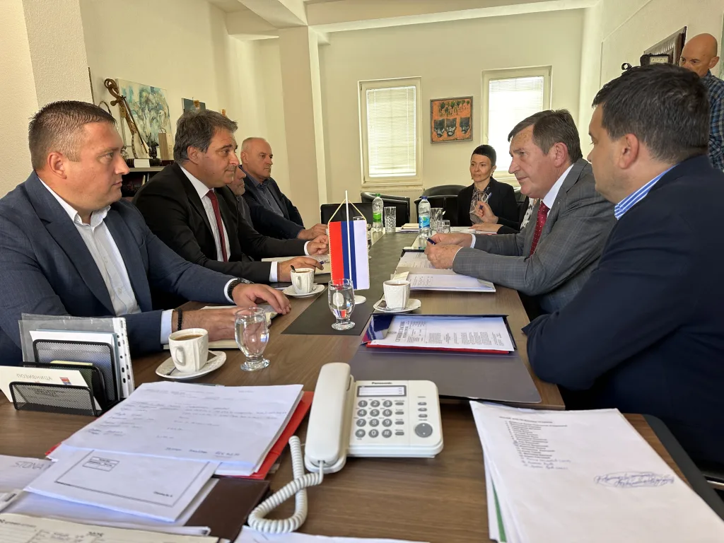 IMG_0766-1024x768-jpeg Министар Војин Митровић у Гацку- Приоритет јужна заобилазница