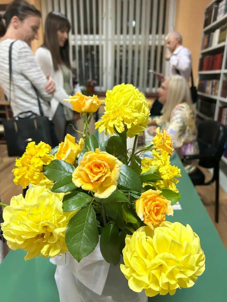 Messenger_creation_8F6BC245-345C-4603-B04D-D9CDA8A283BC-768x1024-jpeg Љиљана Шарац у Народној библиотеци представила свој књижевни рад