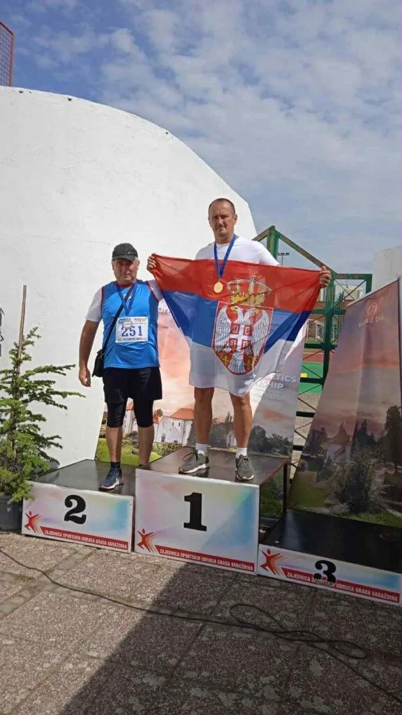 gliso-2-jpg Глигор Кошутић првак Балкана  у бацању кугле