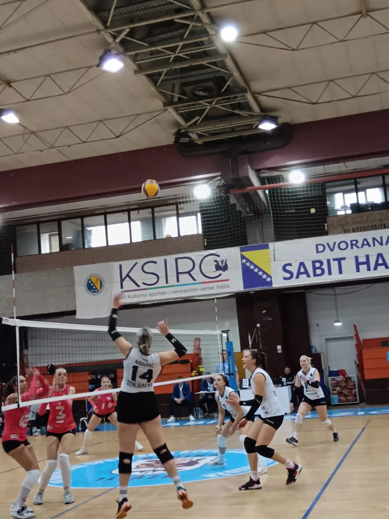 1760252728003-768x1024-jpg Pobjeda odbojkašica u 2. kolu Premijer lige- u četvrtfinalu Kup-a RS u Gacku igraju sa „Jahorinom“ Pale