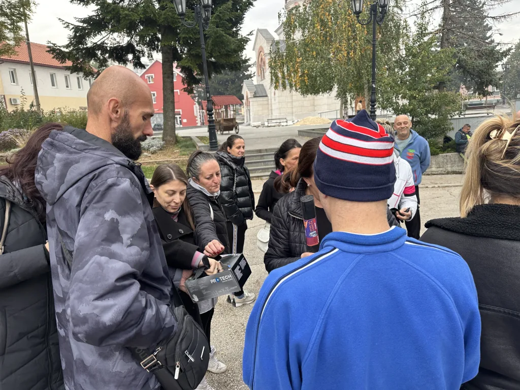 IMG_1294-1024x768-jpeg Prva akcija za čistije Gacko- Počelo čišćenje pored magistralnih puteva