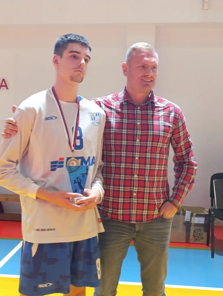 mvp-771x1024-jpg Košarkaški jubileji u znaku 1. Memorijalnog turnira Mićan Adžić