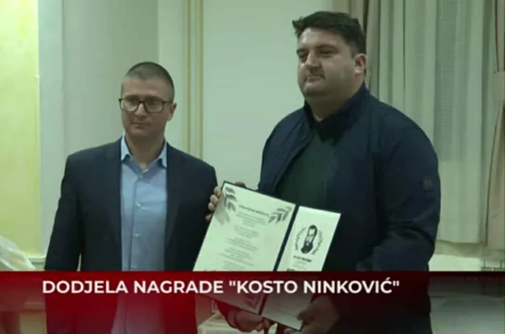 Facebook_creation_50C72964-1224-48CA-97D5-2F32A815090D-1024x679-jpeg Алексију Гргуру прва награда на поетском конкурсу "Без граница"