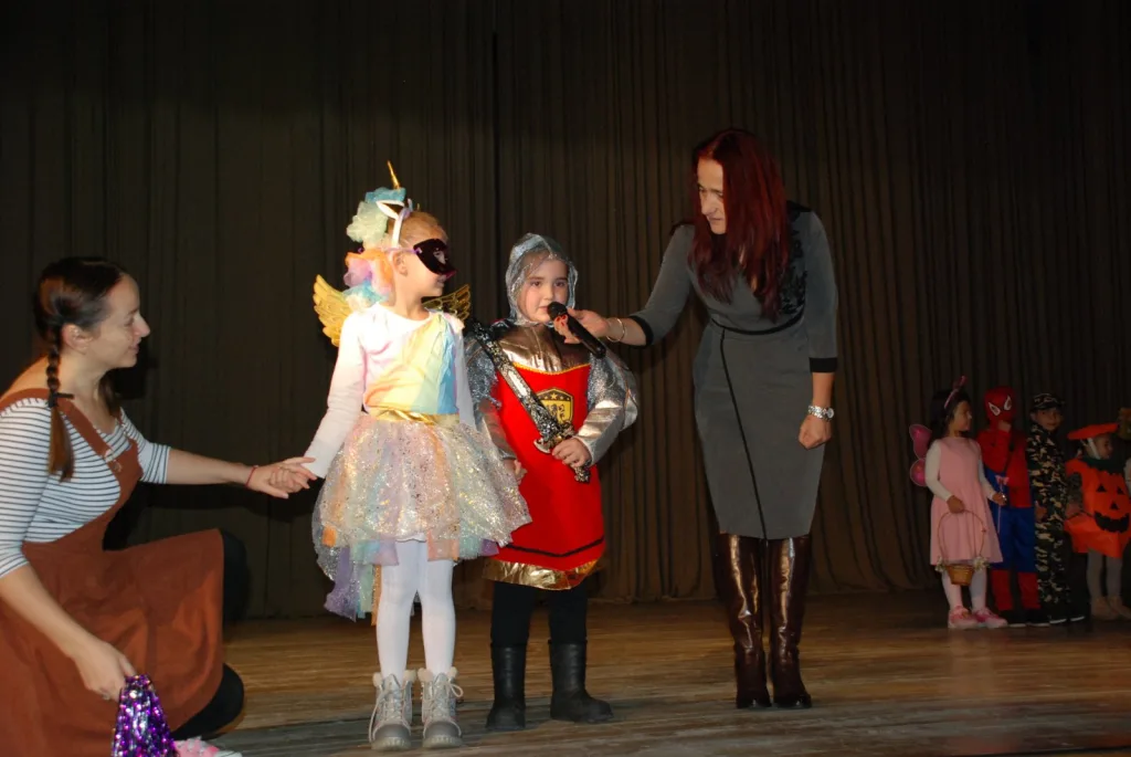 IMG-7bcb7308920797f4abe5ea71a09e48b3-V-1024x685-jpg Маскенбал  – празник маште и радости