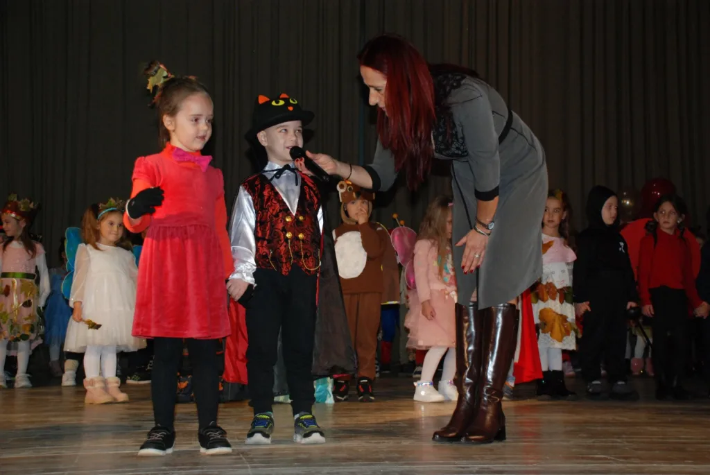 IMG-f9b6674bf8d79fe358ef8ce12a954111-V-1024x685-jpg Маскенбал  – празник маште и радости