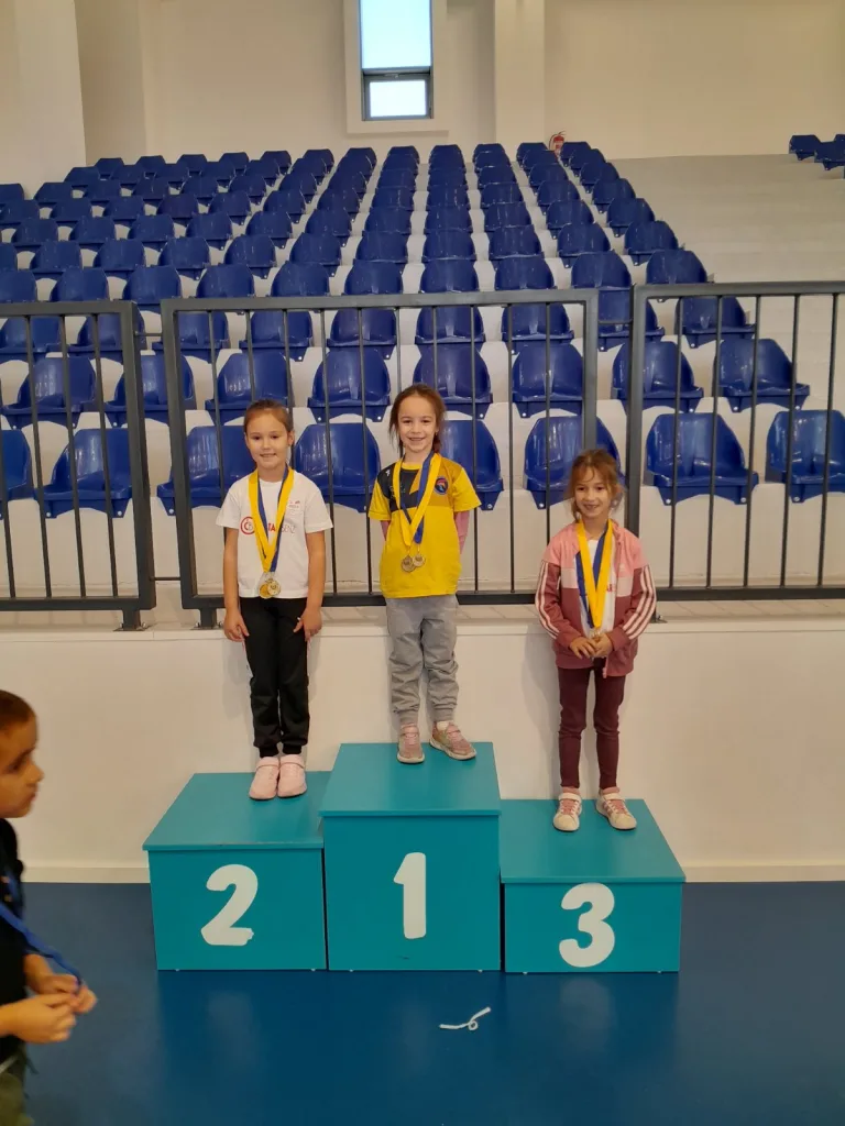 1765782115875-768x1024-jpg Школа спорта „Спартакус“ на Дјечијој олимпијади у Стоцу- успјех за памћење