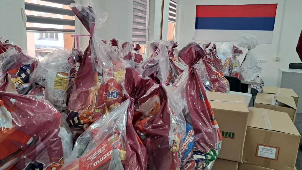 20251229_092155-1024x576-jpg Sindikati Opštine Gacko obradovali mališane novogodišnjim paketićima