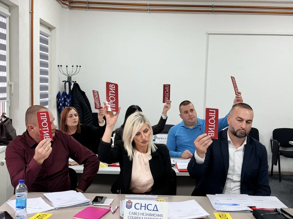 IMG_1833-1024x768-jpeg Прекинута 8. редовна сједница СО Гацко