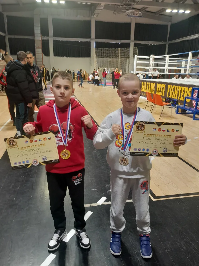 kik-boks-2-768x1024-jpg Два злата на Балкан Опену у Нишу за КБК „Тигар“- Мирјана шампионка Балкана у кик-боксу