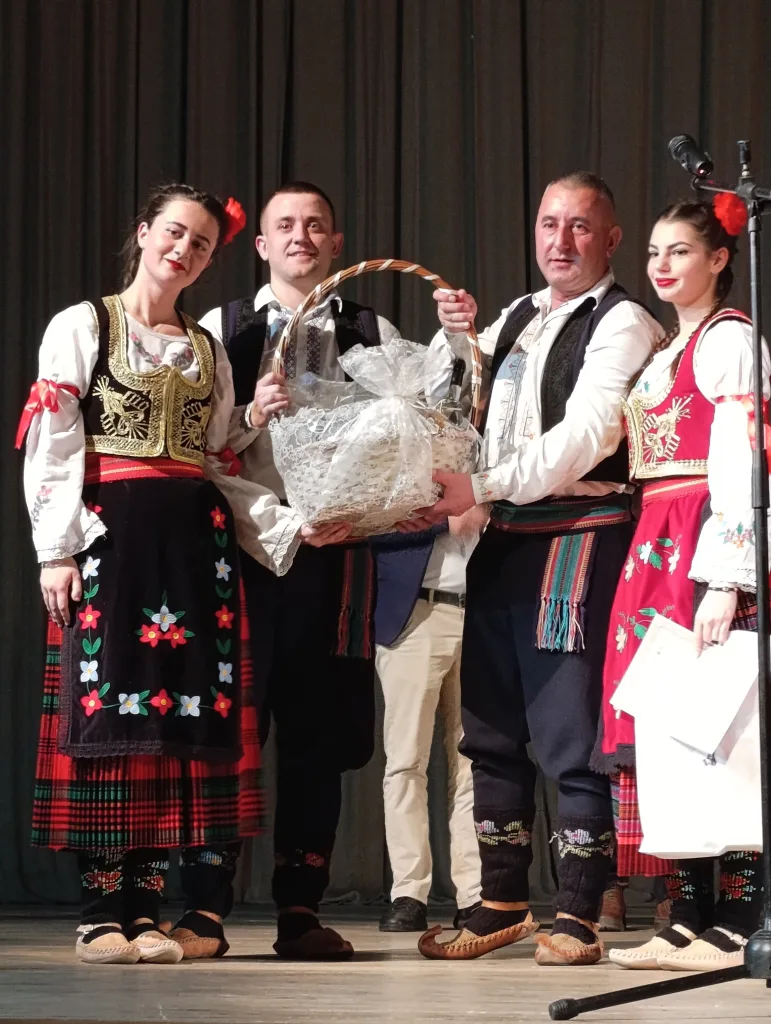 nevesinje-1-771x1024-jpg 16 година рада крунисано годишњим концертом КУД-а "Сава Владиславић"