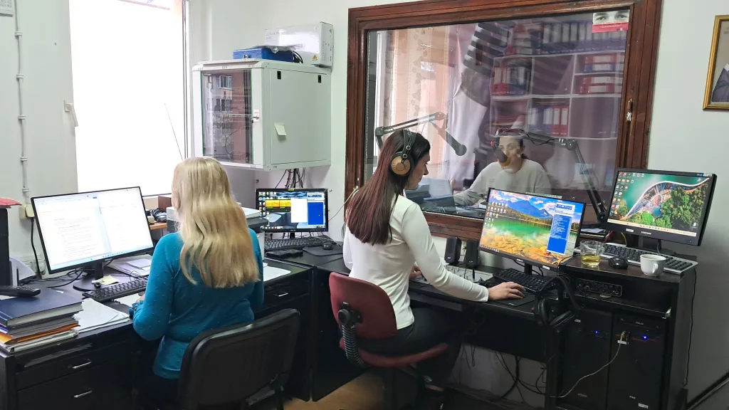 sl-1-1-1024x576-jpg 33 godine sa vama- Radio Gacko