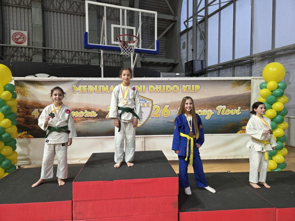 9ed5981a-d551-45f3-b710-f43601318e3b-1024x768 Џудисти из Гацка освојили 14 медаља у Игалу