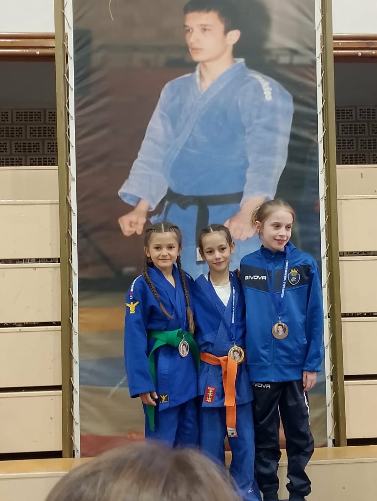 Dusica-T-771x1024 Nove medalje za Džudo klub „Gacko“-od 22, dvije su zlatne