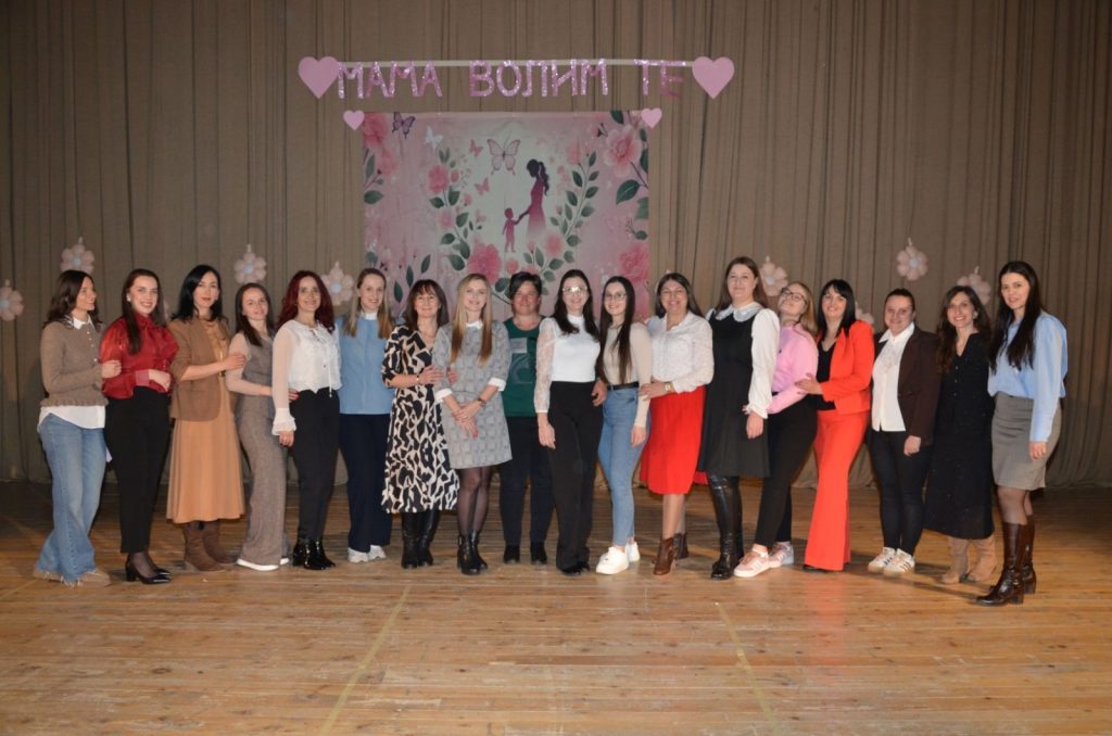 IMG-be8675ca2ed9cc8e15e40d0805e8005e-V1-1024x678 Хуманитарни базар и осмомартовска приредба Дјечијег вртића превазишли очекивања , сакупљено више од 9 хиљада марака