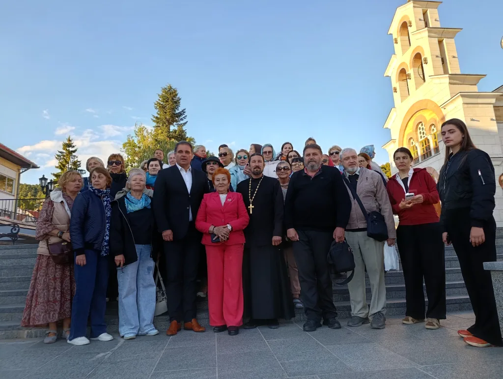 1790186401379-1024x771-jpg Вјечита дилема: да ли је љубав руског народа према Србима велика к'о Русија