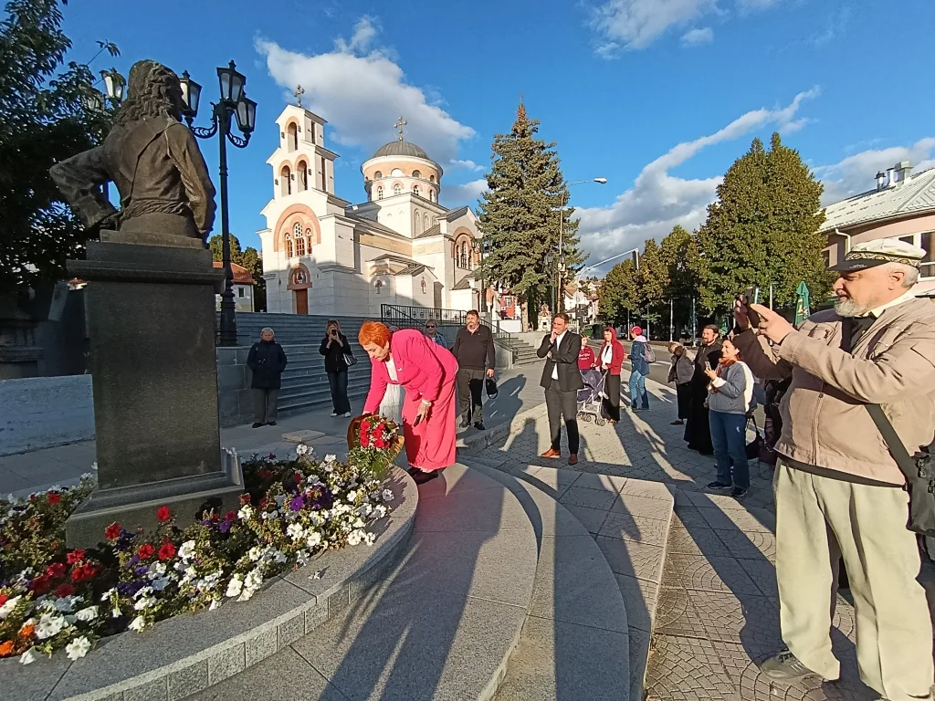 1790186401398-1024x768-jpg Вјечита дилема: да ли је љубав руског народа према Србима велика к'о Русија